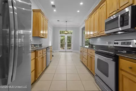 682 Hilo Way, Diamondhead, MS 39525 photo 11