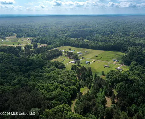 1022 Little Spring Dr, Utica, MS 39175