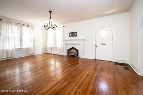 Living - 1602 Saint Ann St, Jackson, MS 39202 photo 2 of 3