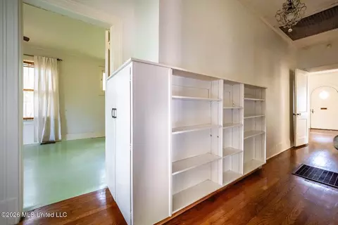 Entry Way - 1602 Saint Ann St, Jackson, MS 39202 photo 1 of 2