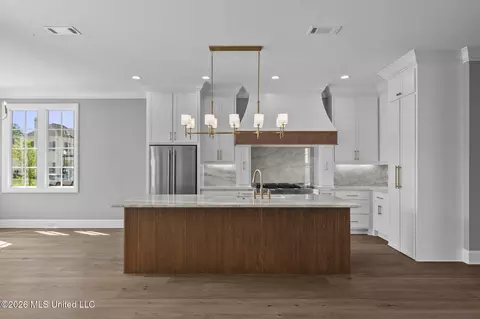 Kitchen - 109 Commonwealth Dr, Madison, MS 39110 photo 1 of 11