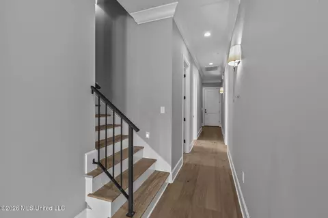 Entry Way - 109 Commonwealth Dr, Madison, MS 39110 photo 3 of 9