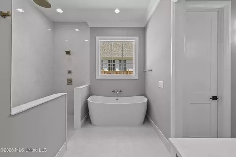 Bath - 109 Commonwealth Dr, Madison, MS 39110 photo 2 of 17