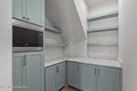 Kitchen - 109 Commonwealth Dr, Madison, MS 39110 photo 11 of 11