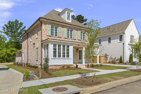 Exterior - 109 Commonwealth Dr, Madison, MS 39110 photo 3 of 11