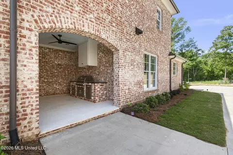 Exterior - 109 Commonwealth Dr, Madison, MS 39110 photo 8 of 11