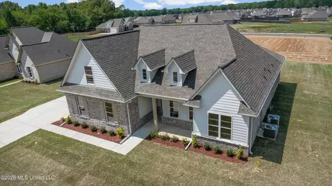 Exterior - 3455 E Clair Cir, Hernando, MS 38632 photo 5 of 5