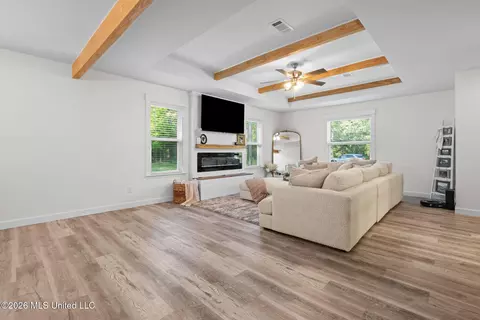 Living - 4164 Old Mobile Hwy, Lucedale, MS 39452 photo 2 of 2