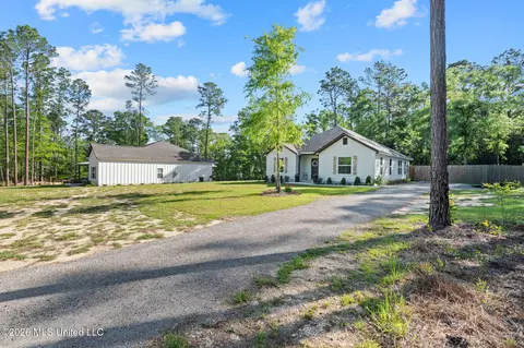 Exterior - 4164 Old Mobile Hwy, Lucedale, MS 39452 photo 1 of 8