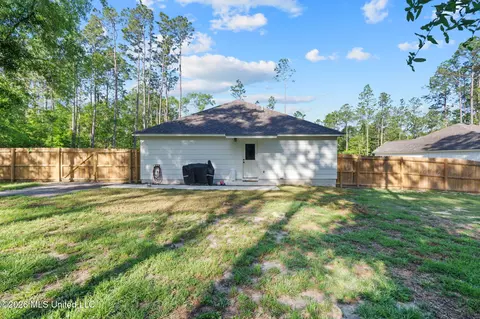 Exterior - 4164 Old Mobile Hwy, Lucedale, MS 39452 photo 3 of 8