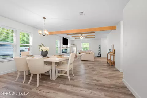 Dining - 4164 Old Mobile Hwy, Lucedale, MS 39452 photo 1 of 2