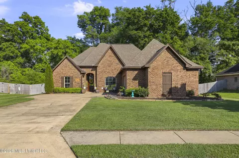 232 Cooper Ln, Canton, MS 39046