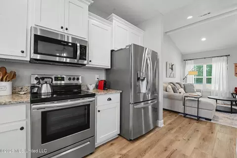 Kitchen - 140 Leslie Williams Rd, Lucedale, MS 39452 photo 4 of 4