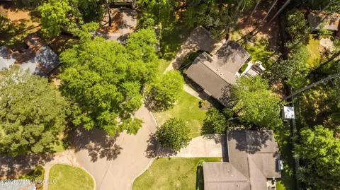 View/Area - 5247 Suffolk Cir, Jackson, MS 39211 photo 2 of 2