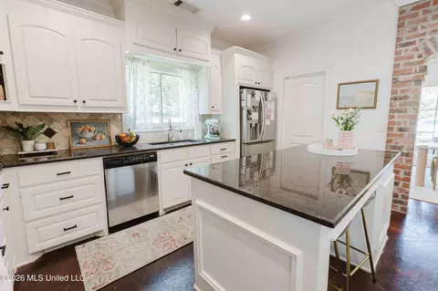 Kitchen - 5247 Suffolk Cir, Jackson, MS 39211 photo 1 of 3