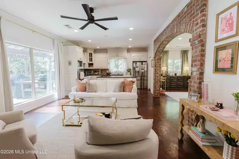 Other - 5247 Suffolk Cir, Jackson, MS 39211 photo 2 of 7