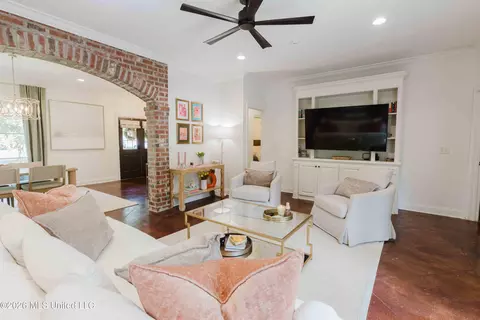 Other - 5247 Suffolk Cir, Jackson, MS 39211 photo 4 of 7