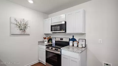 Kitchen - 326 Cedar Crest Dr, Pearl, MS 39208 photo 1 of 1