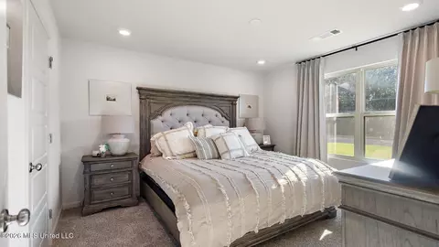 Bedroom - 330 Cedar Crest Dr, Pearl, MS 39208 photo 4 of 5
