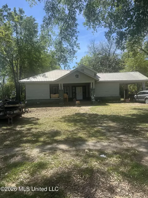 299 W Shaw Ave, Drew, MS 38737