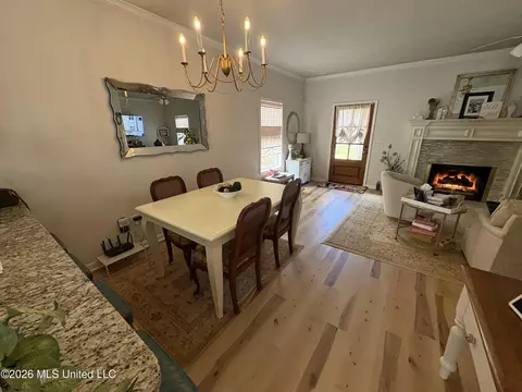 Dining - 112 Armonde Ct, Madison, MS 39110 photo 3 of 4
