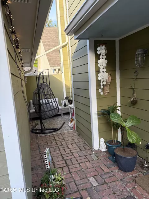 Exterior - 112 Armonde Ct, Madison, MS 39110 photo 3 of 4