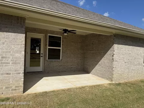 Exterior - 8985 Jackson Ln, Olive Branch, MS 38654 photo 3 of 3