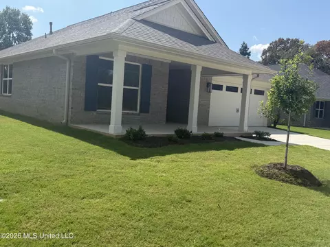 8985 Jackson Ln, Olive Branch, MS 38654 photo 3