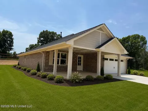 8985 Jackson Ln, Olive Branch, MS 38654 photo 2