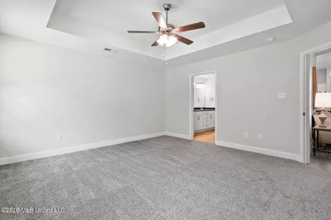 Bedroom - 8997 Jackson Ln, Olive Branch, MS 38654 photo 3 of 3