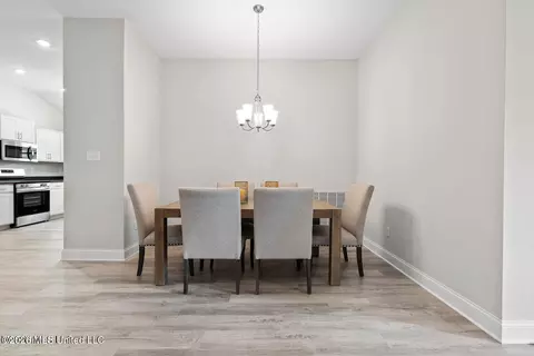 Dining - 8997 Jackson Ln, Olive Branch, MS 38654 photo 1 of 1
