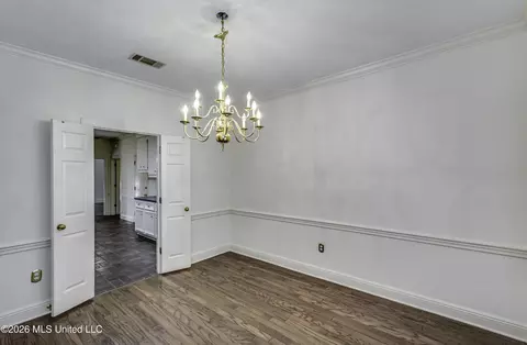 Dining - 208 Azalea Ct, Brandon, MS 39047 photo 5 of 7