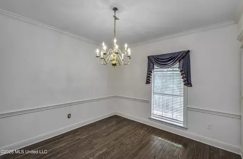Dining - 208 Azalea Ct, Brandon, MS 39047 photo 4 of 7
