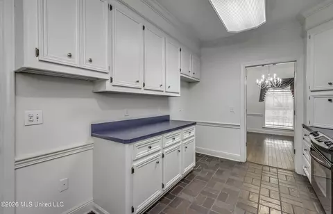 Other - 208 Azalea Ct, Brandon, MS 39047 photo 4 of 16
