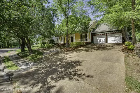 Other - 208 Azalea Ct, Brandon, MS 39047 photo 1 of 16