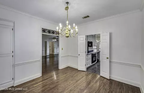 Dining - 208 Azalea Ct, Brandon, MS 39047 photo 6 of 7