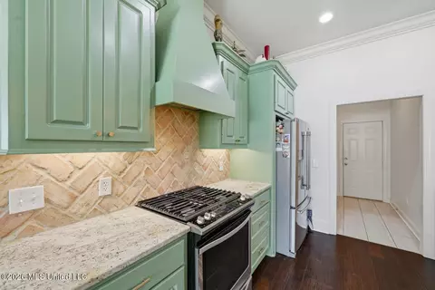Kitchen - 103 Catherine Blvd, Clinton, MS 39056 photo 5 of 5