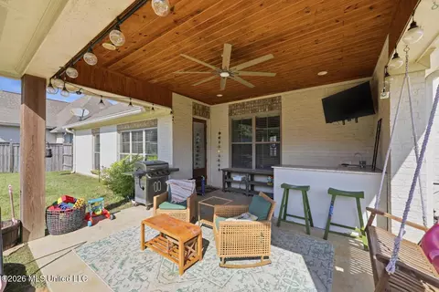 Exterior - 103 Catherine Blvd, Clinton, MS 39056 photo 6 of 8