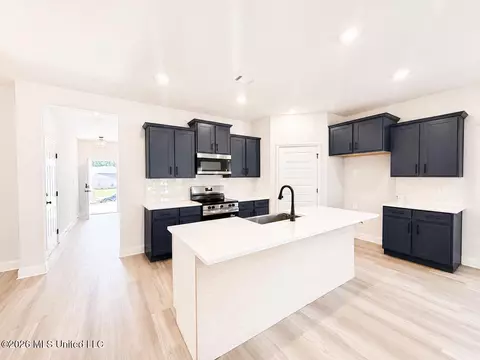 14140 Tern Blvd, Biloxi, MS 39532 photo 5