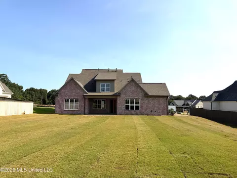 Exterior - 2061 Livingston Way, Hernando, MS 38632 photo 3 of 3