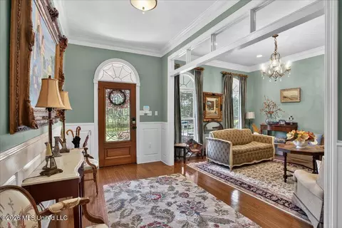 Entry Way - 2039 Perrott Rd, Mccomb, MS 39648 photo 1 of 1