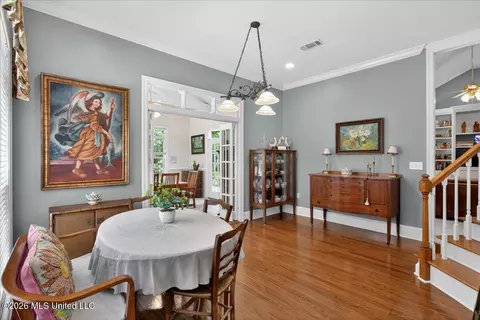 Dining - 2039 Perrott Rd, Mccomb, MS 39648 photo 2 of 4