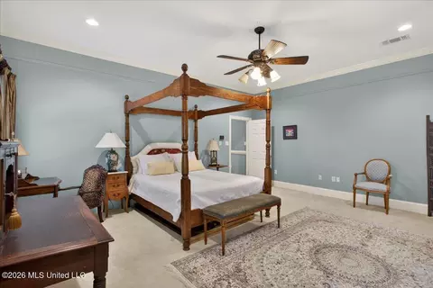 Bedroom - 2039 Perrott Rd, Mccomb, MS 39648 photo 3 of 12