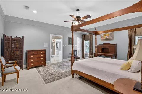 Bedroom - 2039 Perrott Rd, Mccomb, MS 39648 photo 1 of 12