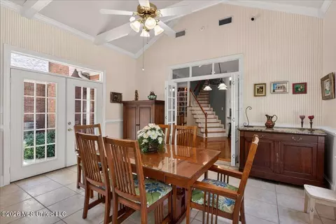 Dining - 2039 Perrott Rd, Mccomb, MS 39648 photo 4 of 4