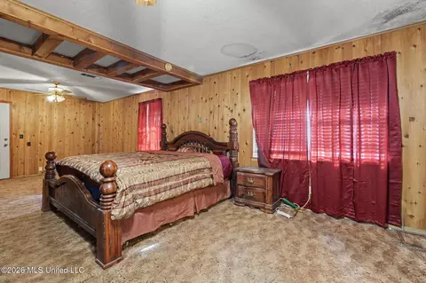 Bedroom - 10100 Echo Glen Dr, Moss Point, MS 39562 photo 1 of 3