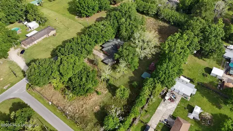 View/Area - 10100 Echo Glen Dr, Moss Point, MS 39562 photo 6 of 8