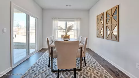 Dining - 69 Powell Pl, Byhalia, MS 38611 photo 3 of 3