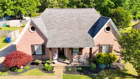 6585 Green Gln, Walls, MS 38680