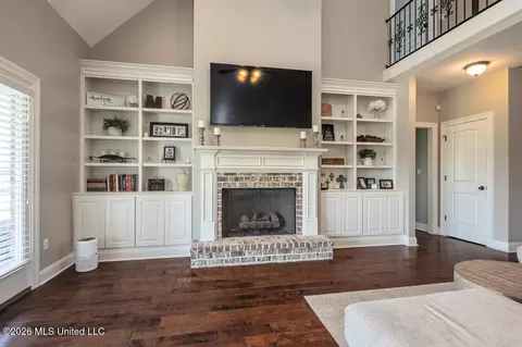 Living - 3425 Delaney Dr, Nesbit, MS 38651 photo 1 of 1
